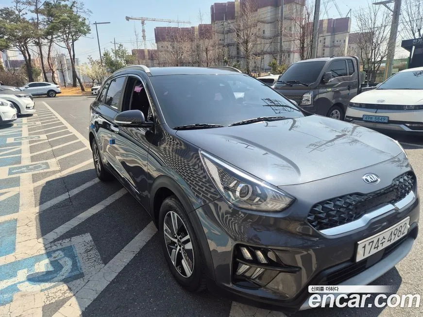 Kia Niro 2021 из KR, фото 3