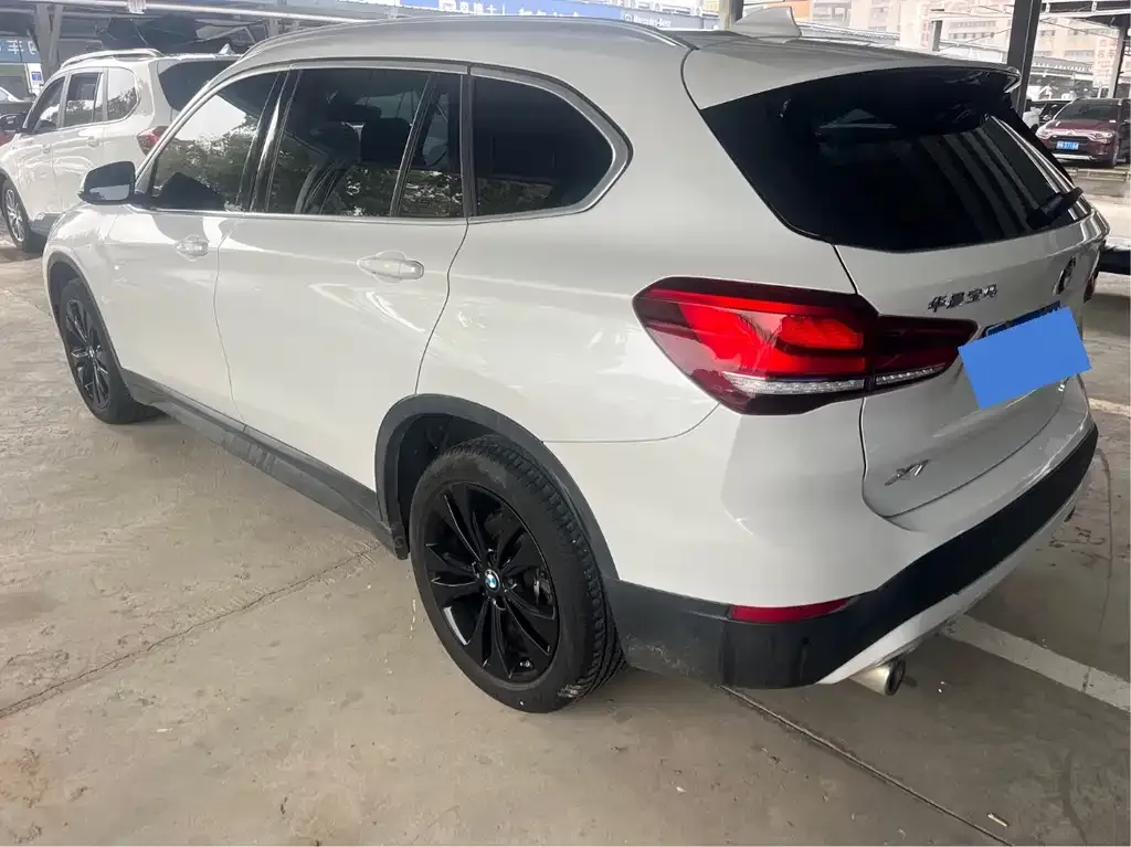 BMW X1 — фото 4