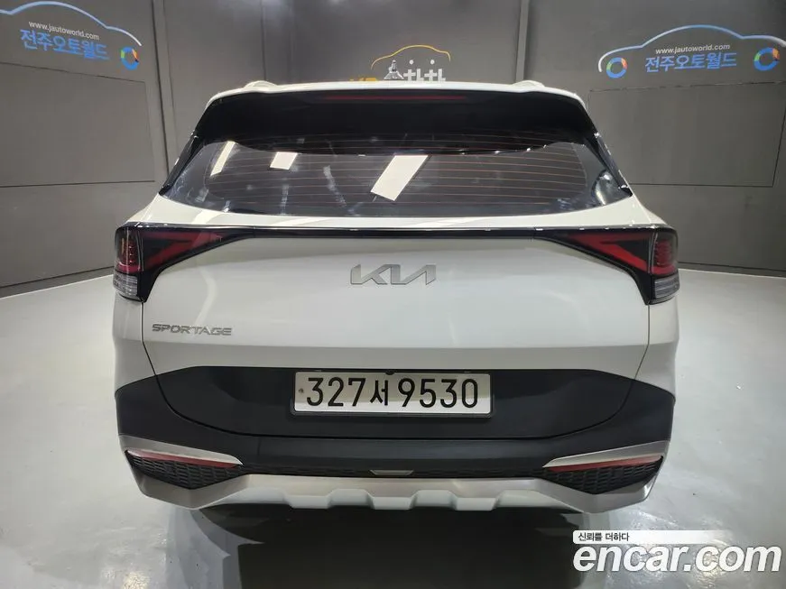 Kia Sportage — фото 9