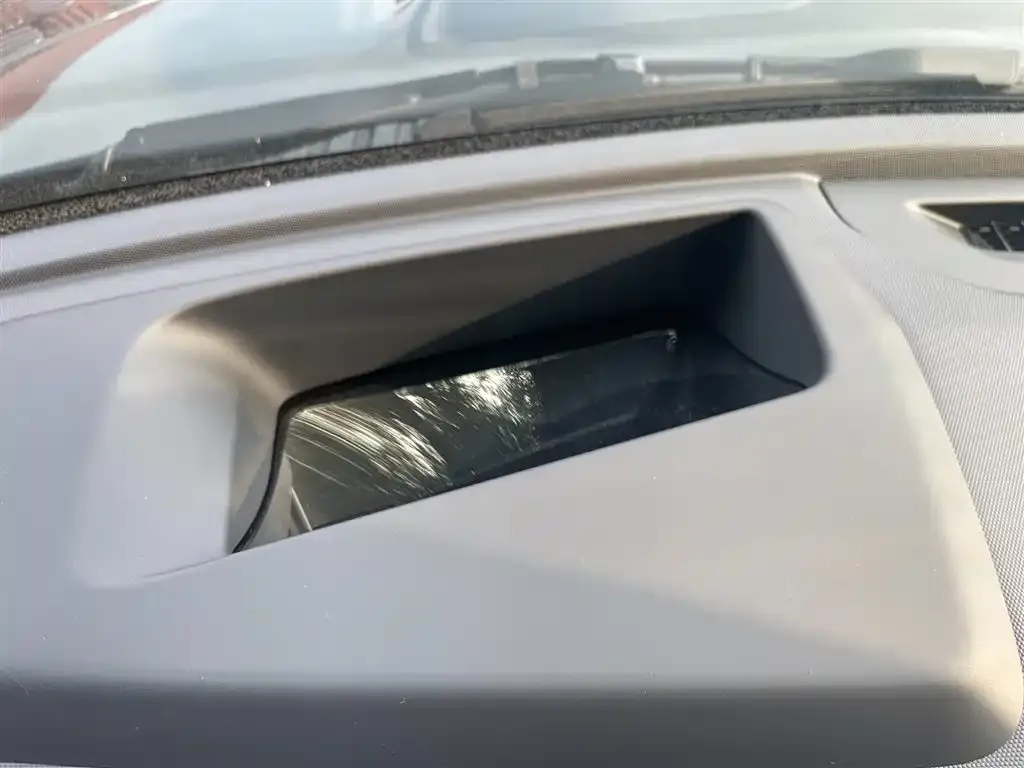 Land Rover Defender 2023 из CN, фото 2