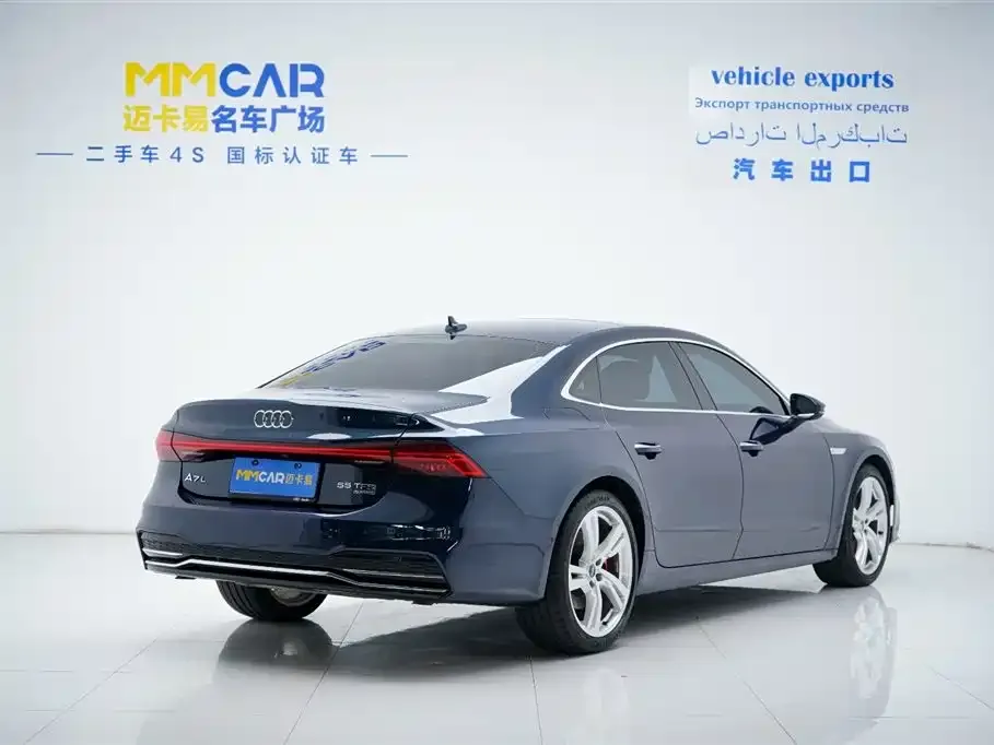 Audi A7L — фото 5