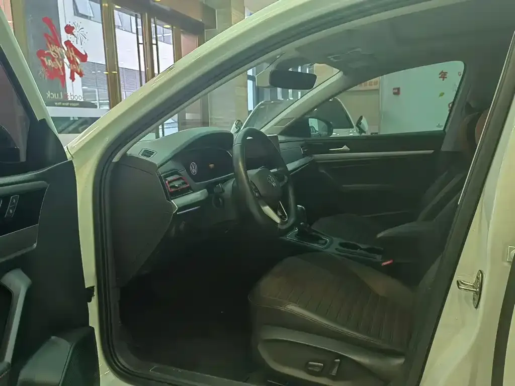 Volkswagen Lavida 2023 из CN, фото 6