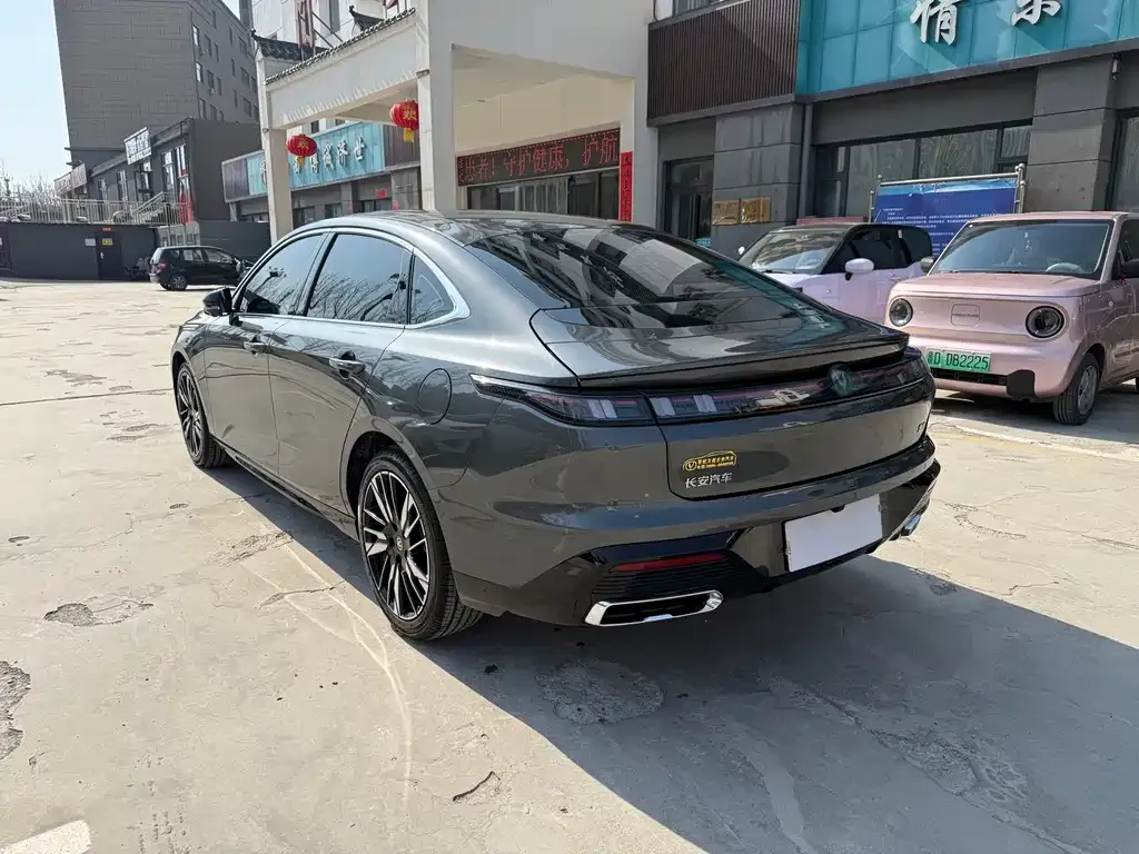 Changan Eado — фото 8