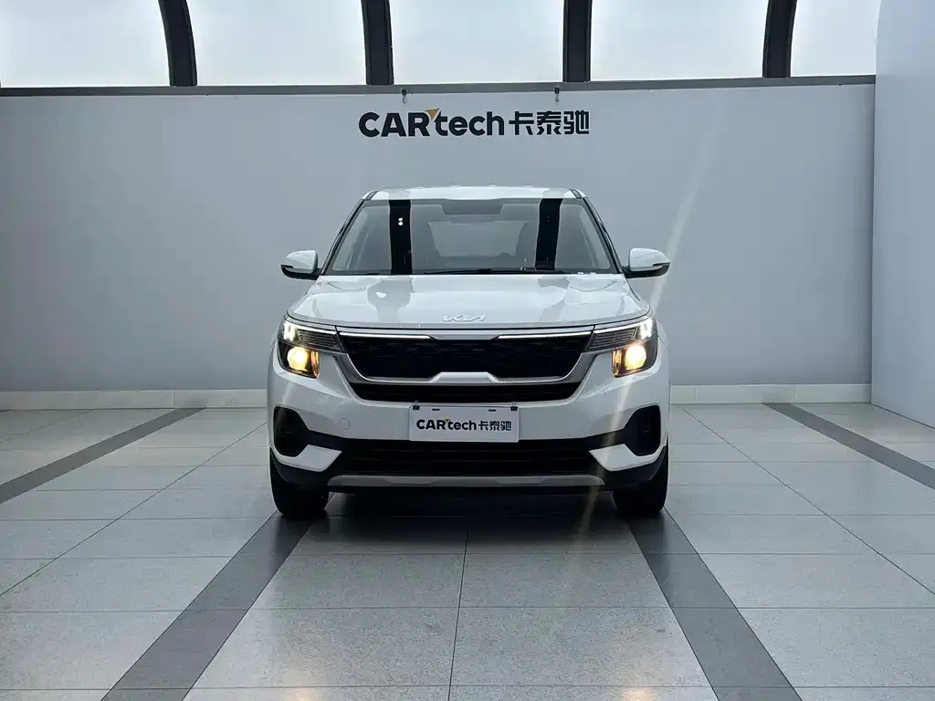 Kia KX3 2022 из CN, фото 3