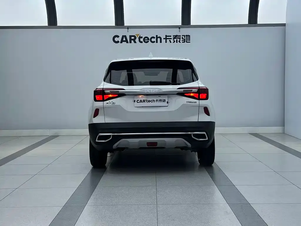 Kia KX3 2022 из CN, фото 2