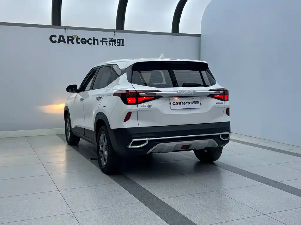 Kia KX3 2022 из CN, фото 6