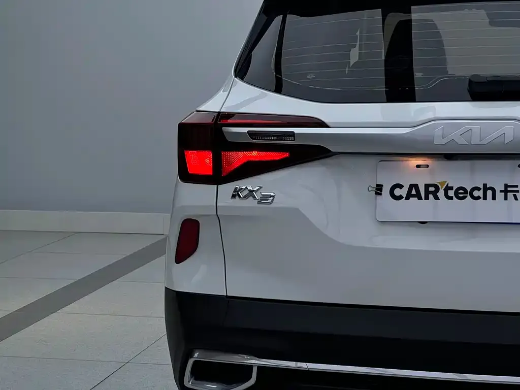 Kia KX3 2022 из CN, фото 5