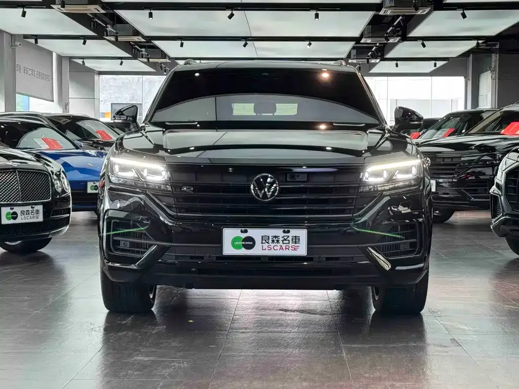 Volkswagen Touareg 2023 из CN, фото 4