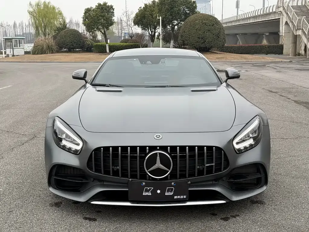 Mercedes-Benz AMG GT — фото 1