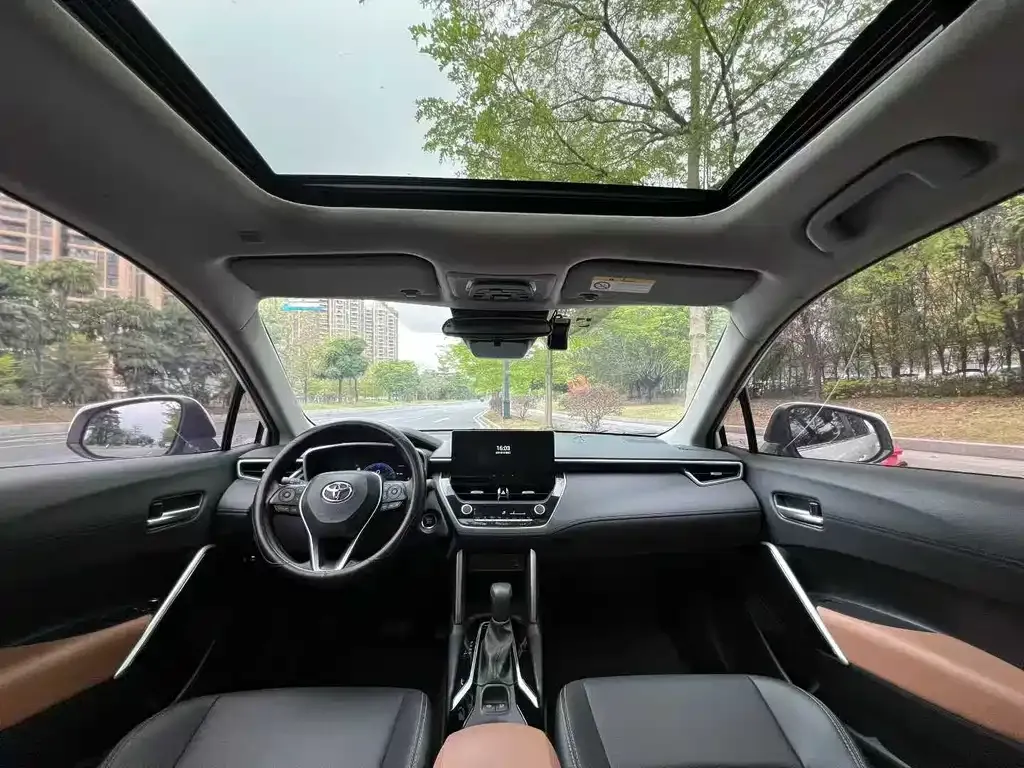 Toyota Frontlander 2023 из CN, фото 4