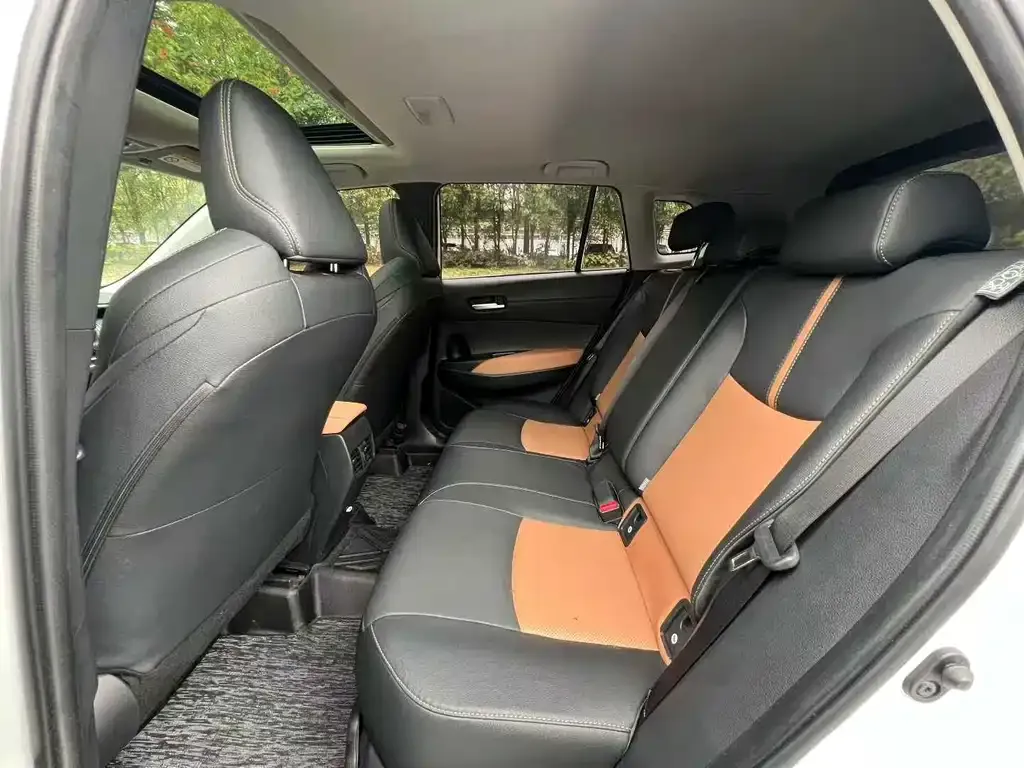 Toyota Frontlander 2023 из CN, фото 2