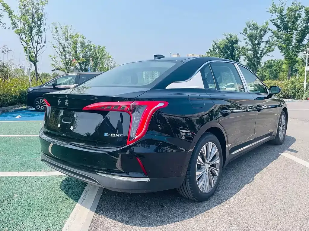 Hongqi E-QM5 — фото 5