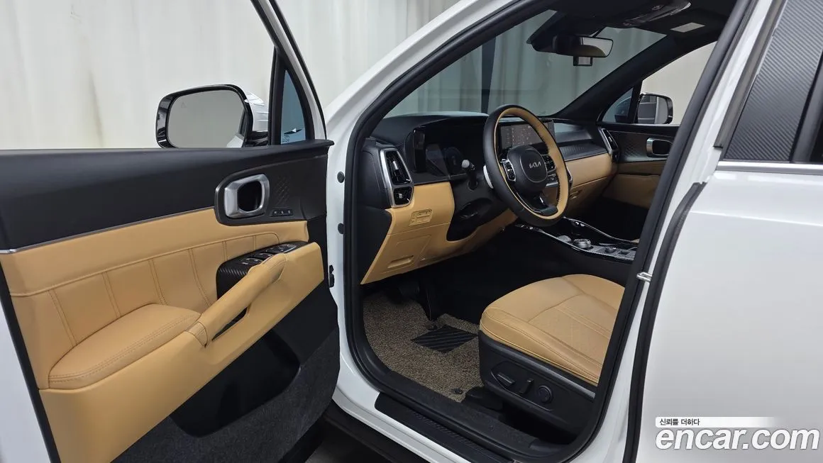 Kia Sorento — фото 8