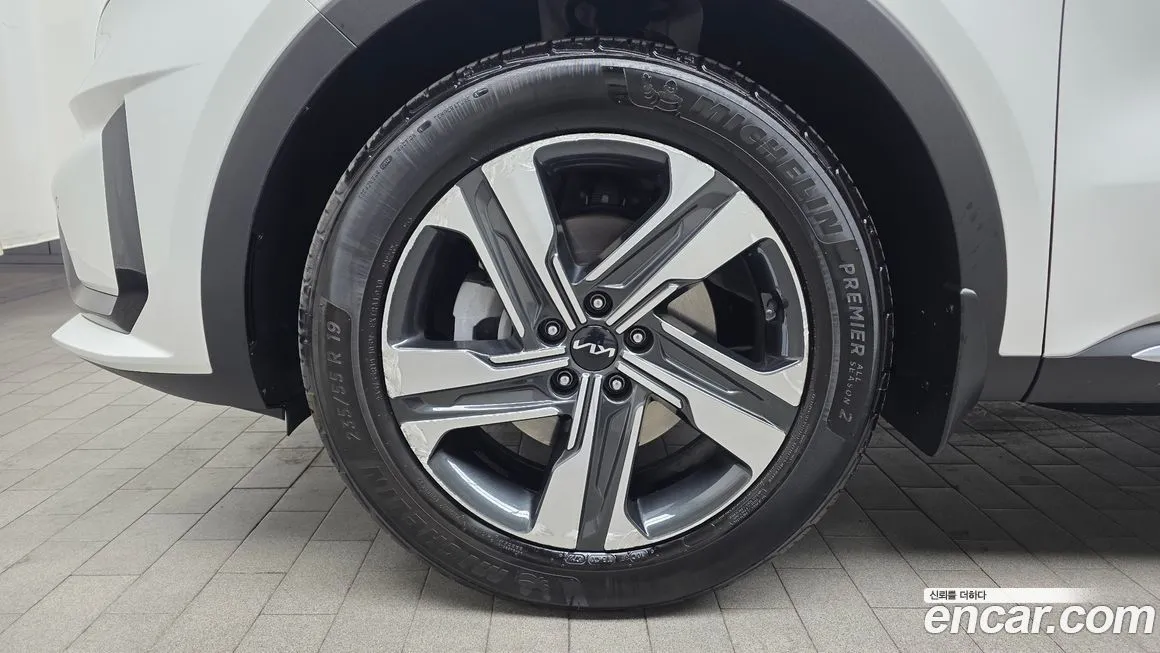 Kia Sorento — фото 6