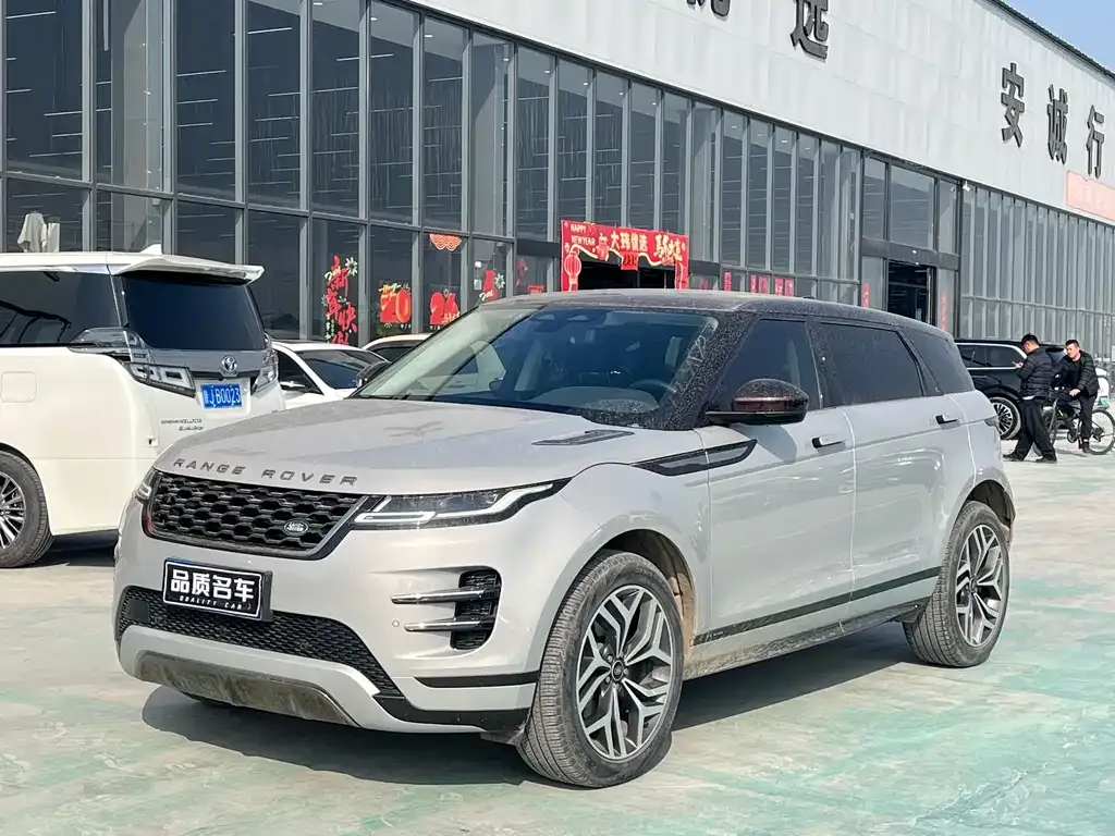 Land Rover Evoque — фото 1