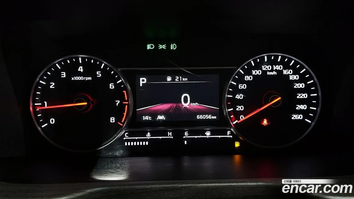 Kia Sorento — фото 3