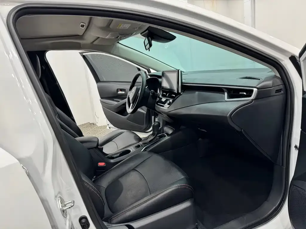 Toyota Corolla 2022 из CN, фото 2