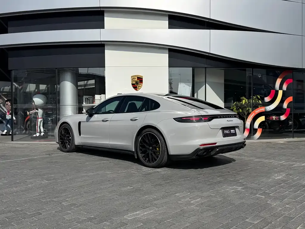 Porsche Panamera — фото 10
