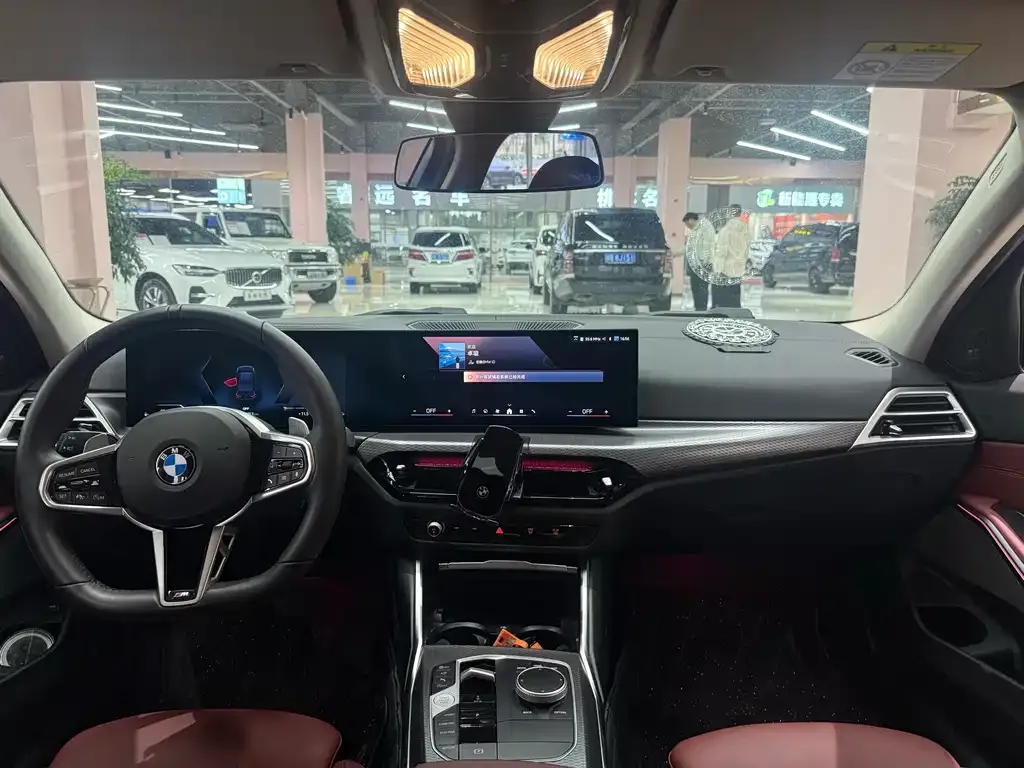 BMW 3 Series 2024 из CN, фото 8