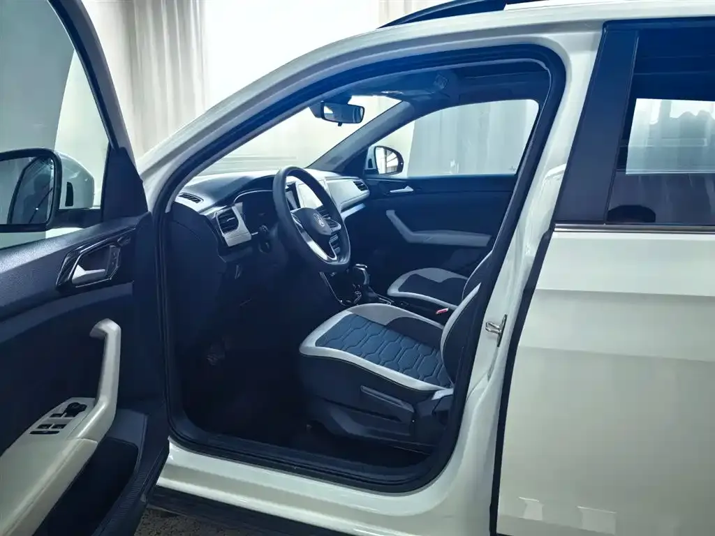 Volkswagen Tharu 2025 из CN, фото 10