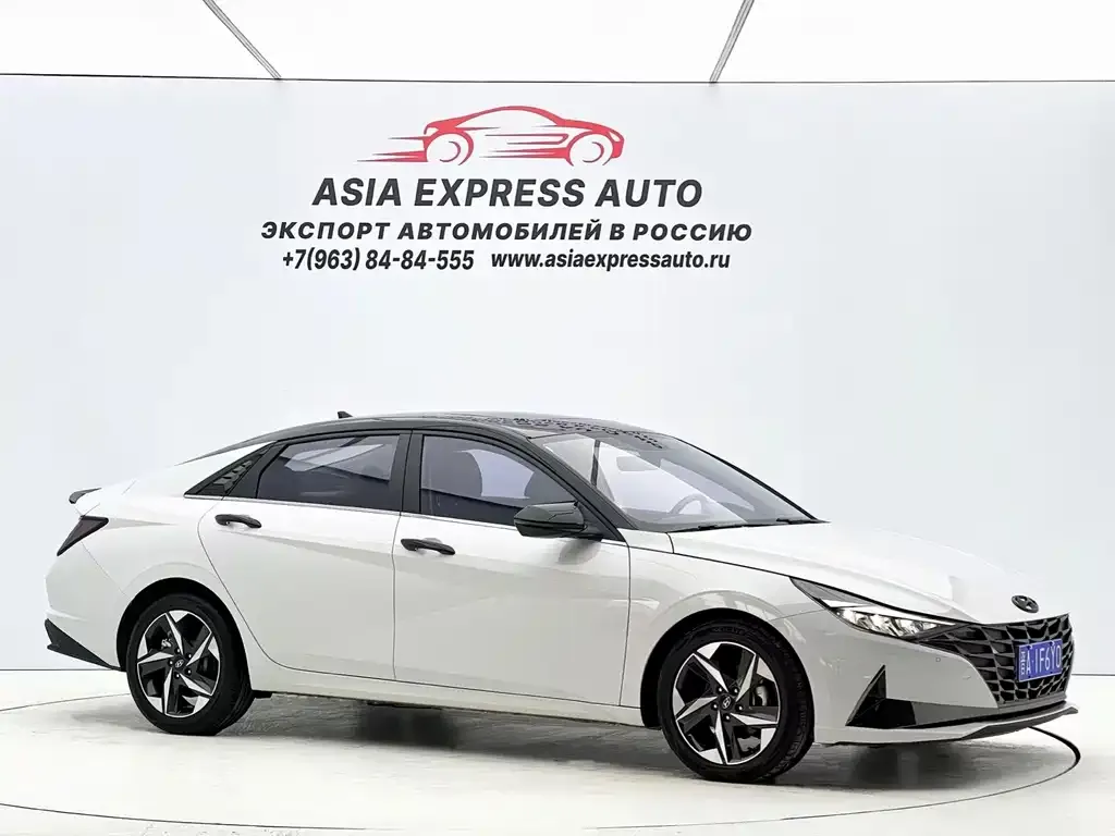 Hyundai Elantra 2023 из CN, фото 3