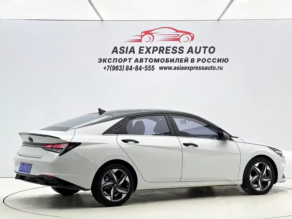 Hyundai Elantra 2023 из CN, фото 10