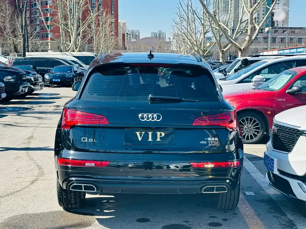 Audi Q5L 2021 из CN, фото 5
