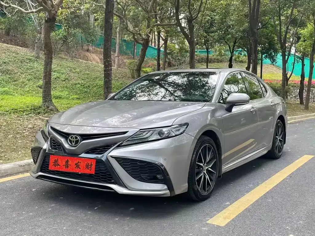 Toyota Camry 2021 из CN, фото 1