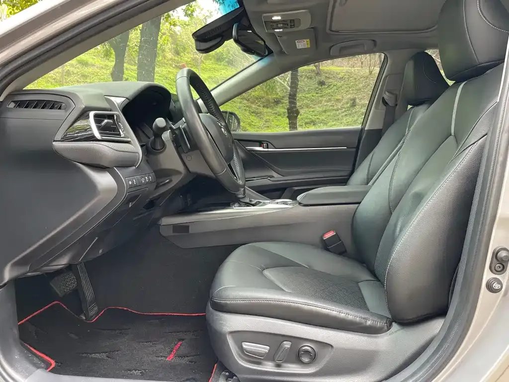 Toyota Camry 2021 из CN, фото 3
