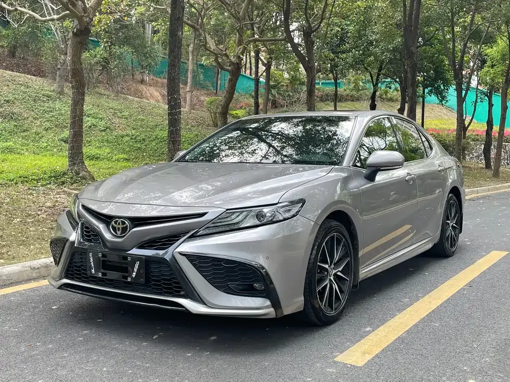 Toyota Camry 2021 из CN, фото 6