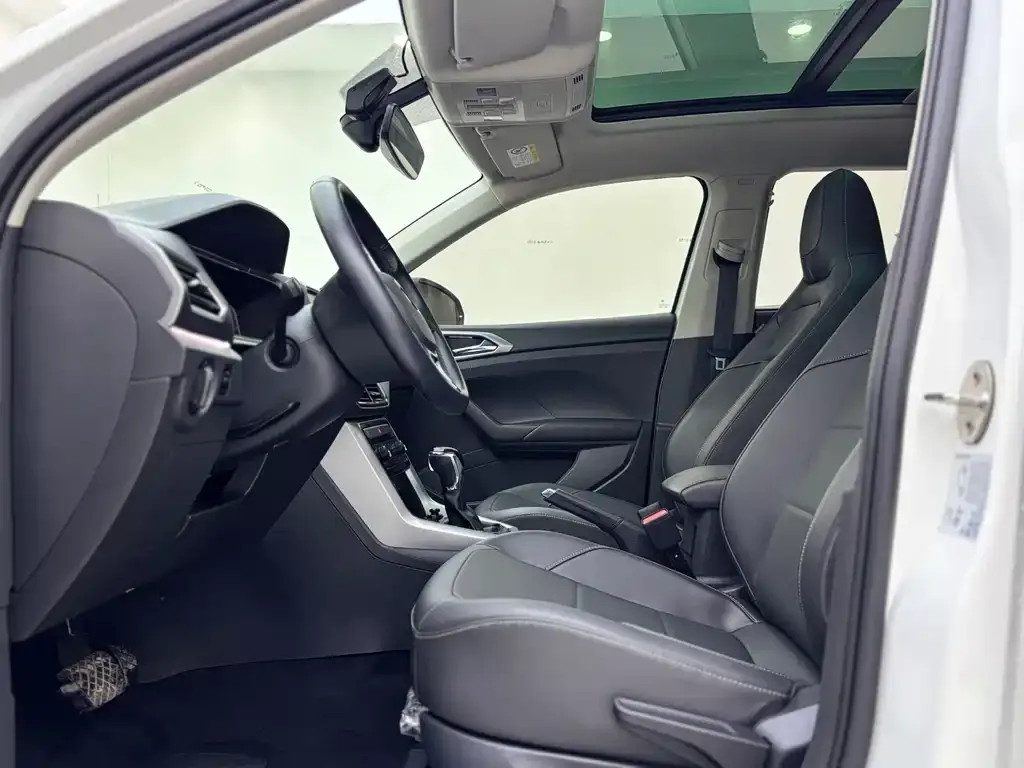 Volkswagen T-Cross 2022 из CN, фото 2