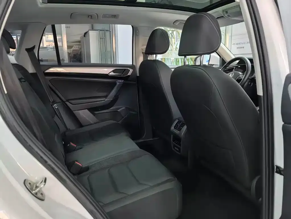 Volkswagen Tayron 2022 из CN, фото 8