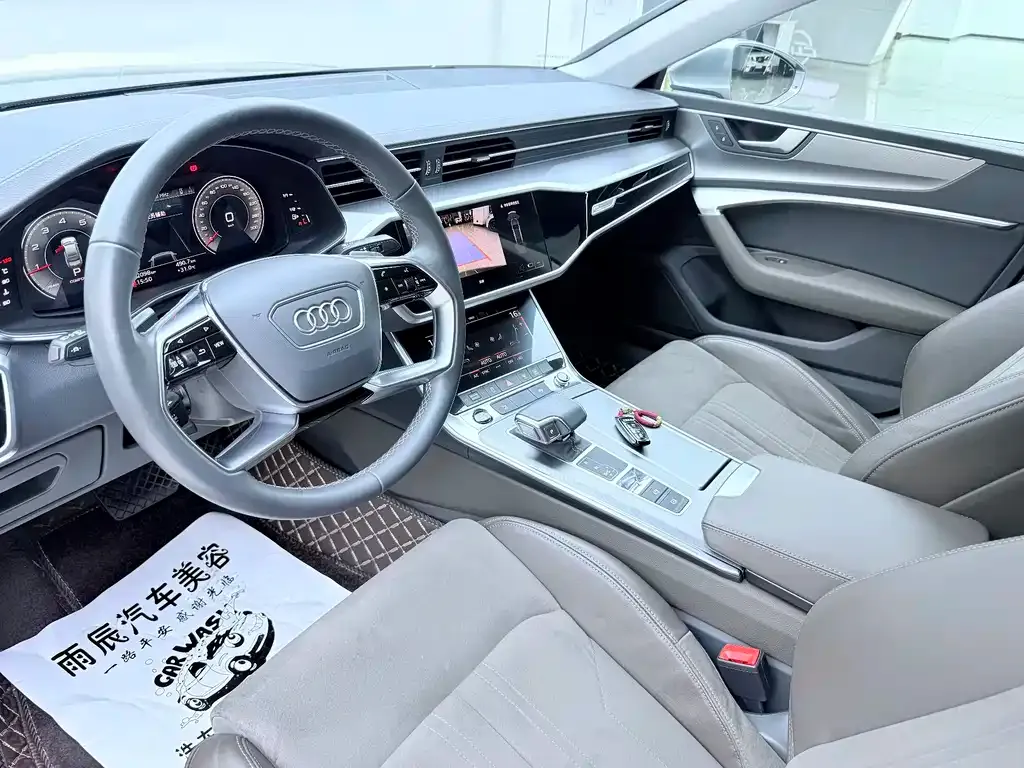 Audi A7L — фото 7