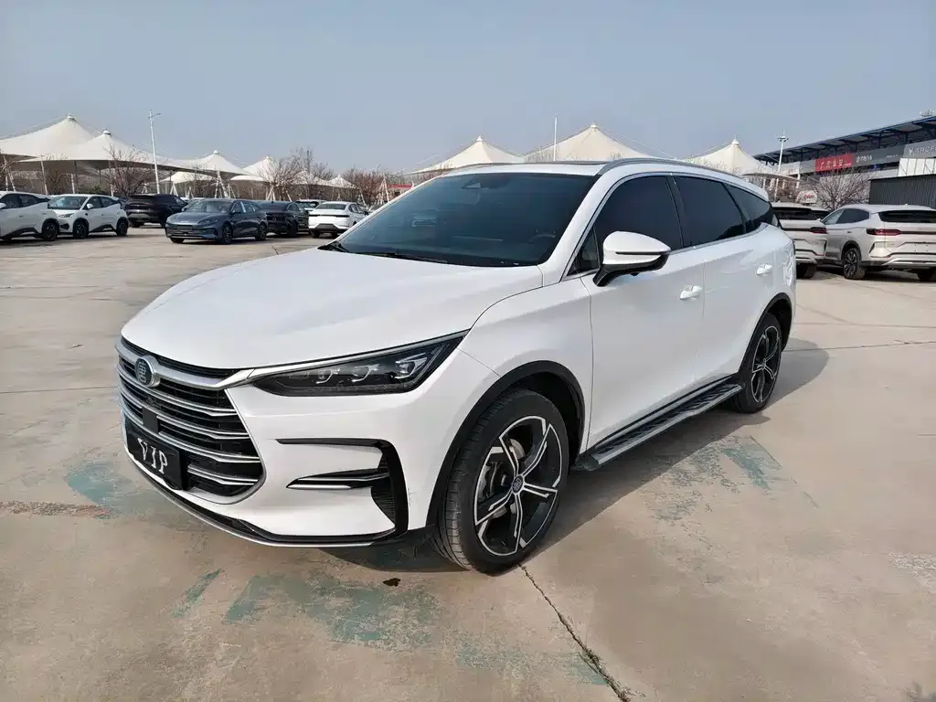 BYD Tang New Energy — фото 1