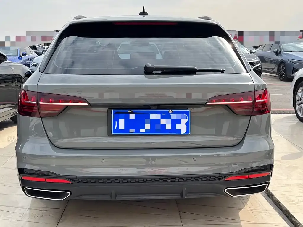 Audi A4 (Import) — фото 6