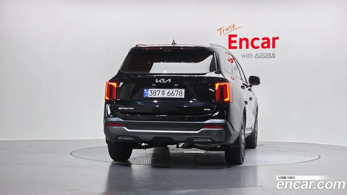 Kia Sorento — фото 4