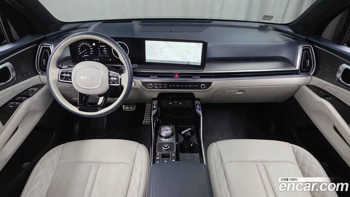 Kia Sorento — фото 8