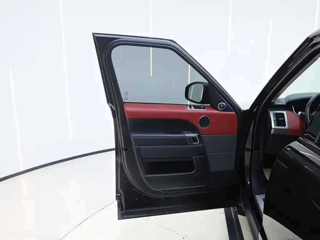 Land Rover Sport 2021 из CN, фото 2