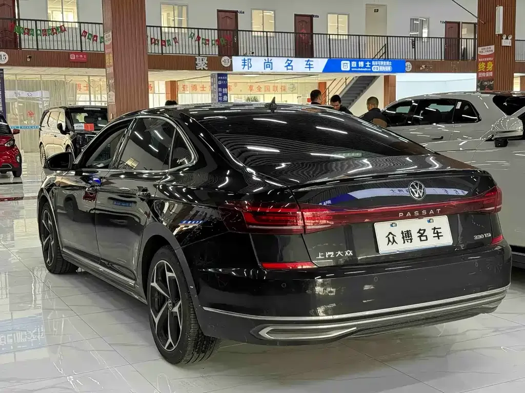 Volkswagen Passat 2023 из CN, фото 5