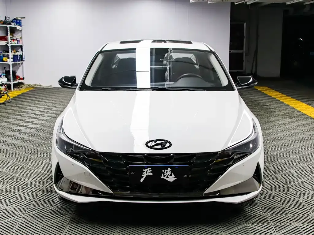Hyundai Elantra 2022 из CN, фото 10