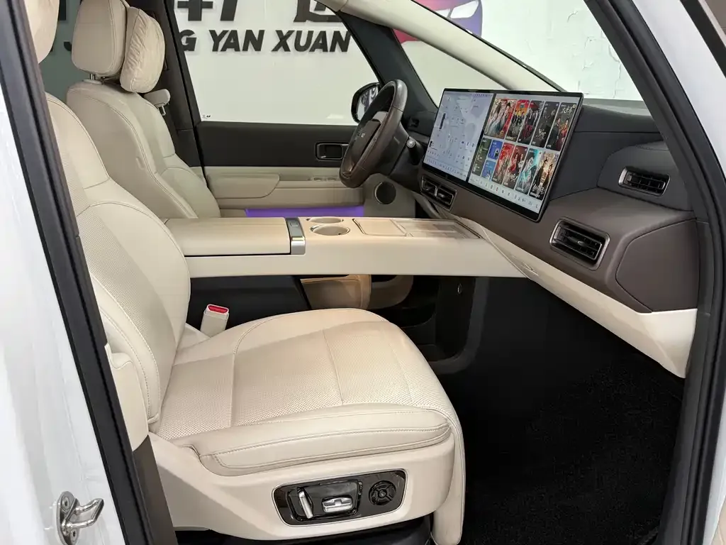 Li Auto MEGA 2024 из CN, фото 3