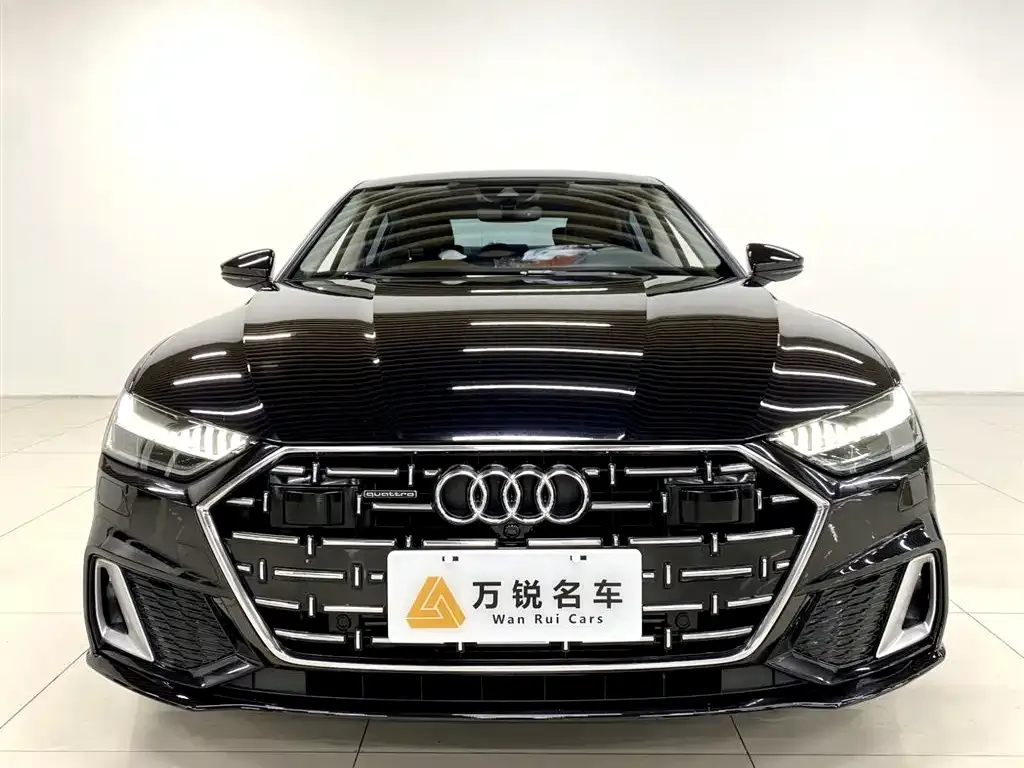 Audi A7L — фото 5
