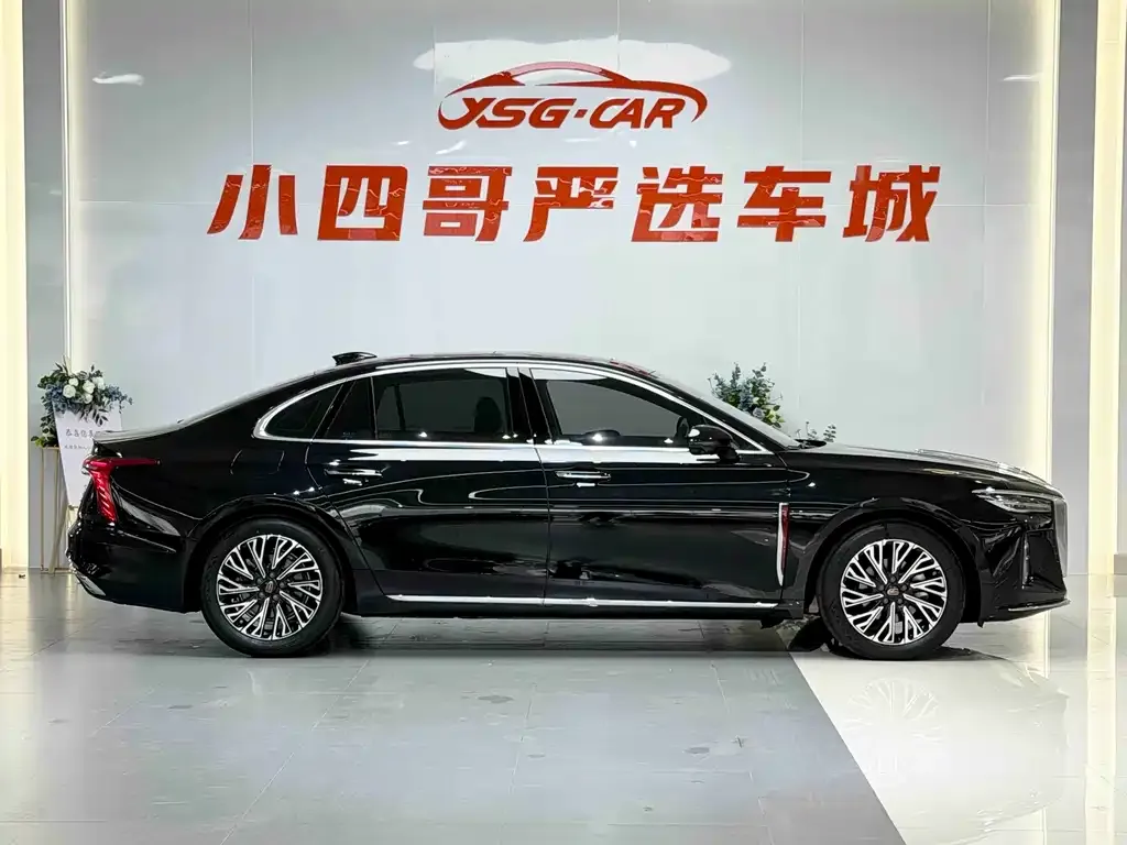Hongqi H5 — фото 6