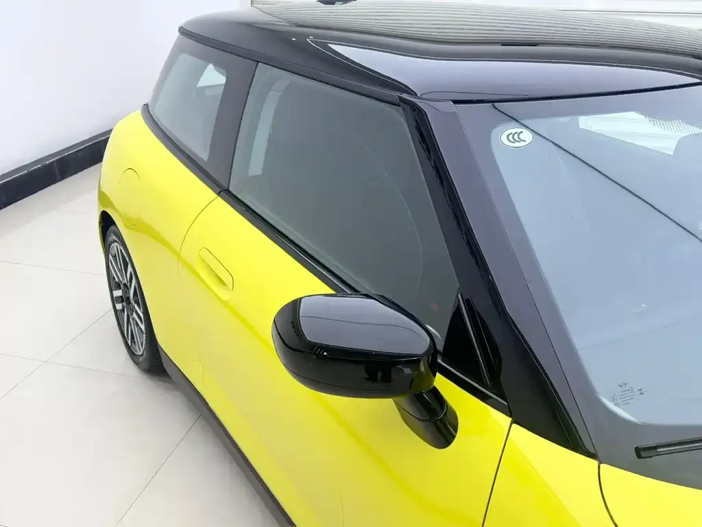 MINI Cooper EV 2024 из CN, фото 3