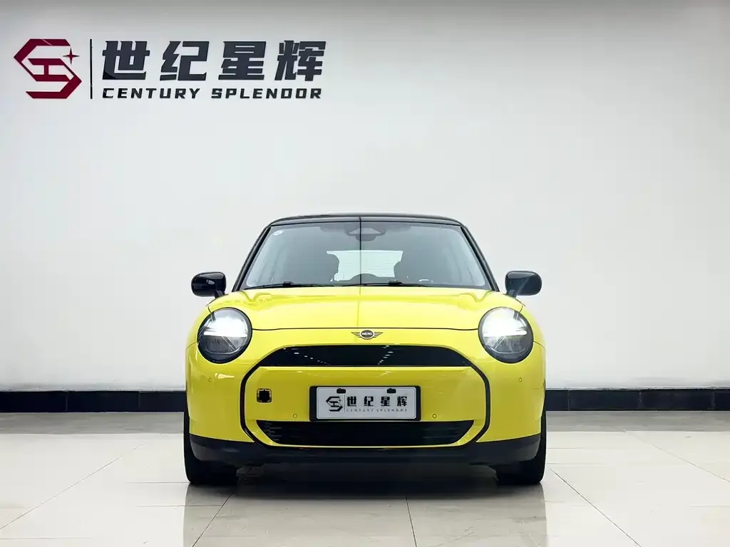 MINI Cooper EV 2024 из CN, фото 2