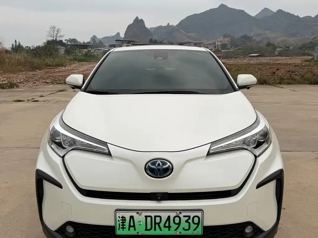 Toyota C-HR EV 2021 из CN, фото 2