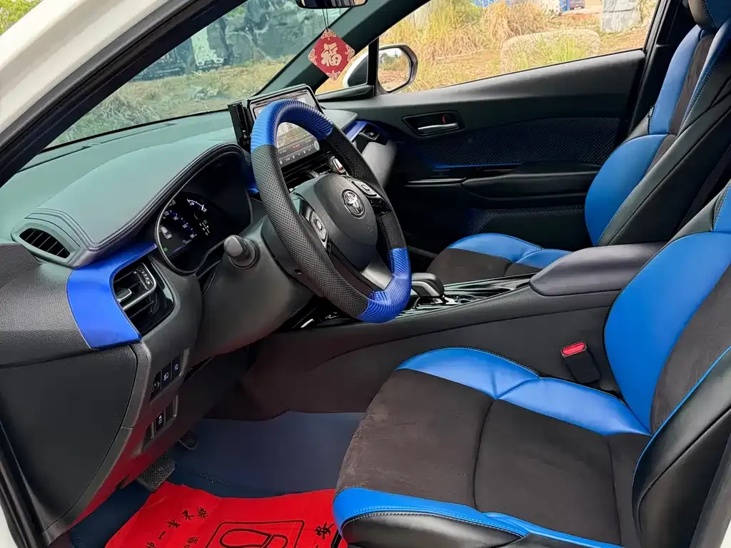Toyota C-HR EV 2021 из CN, фото 5