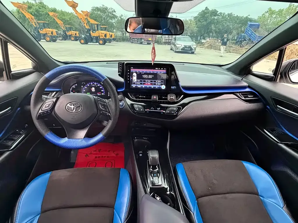 Toyota C-HR EV 2021 из CN, фото 7