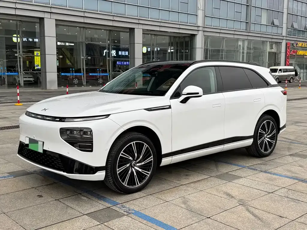 XPeng G9