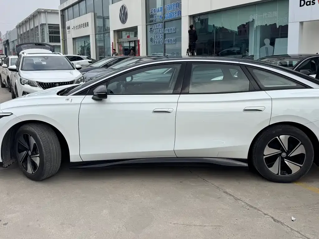 Volkswagen ID.7 VIZZION 2024 из CN, фото 10